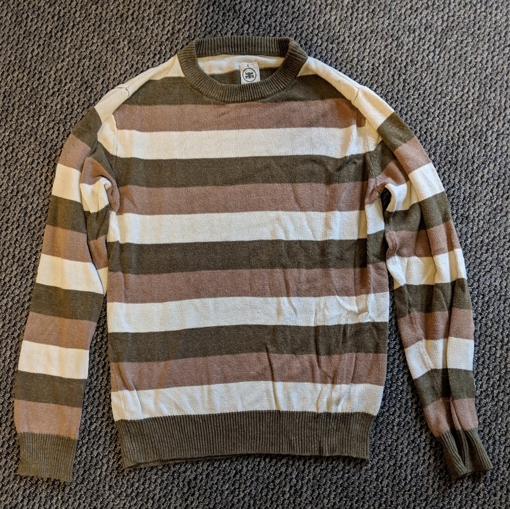 Mens XL crewneck sweater